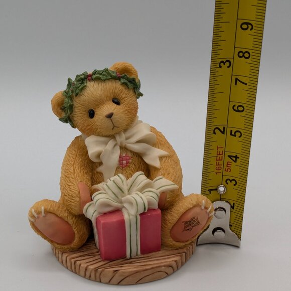 Cherished Teddies Margy "Wrapping Up A LIttle Holiday Joy" (475602) 1998 - Picture 8 of 9